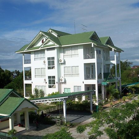 Kasem Garden Hotel Surin Ban Nong Tao Dış mekan fotoğraf