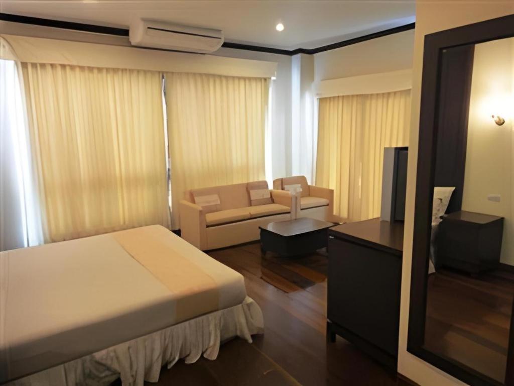 Kasem Garden Hotel Surin Ban Nong Tao Dış mekan fotoğraf