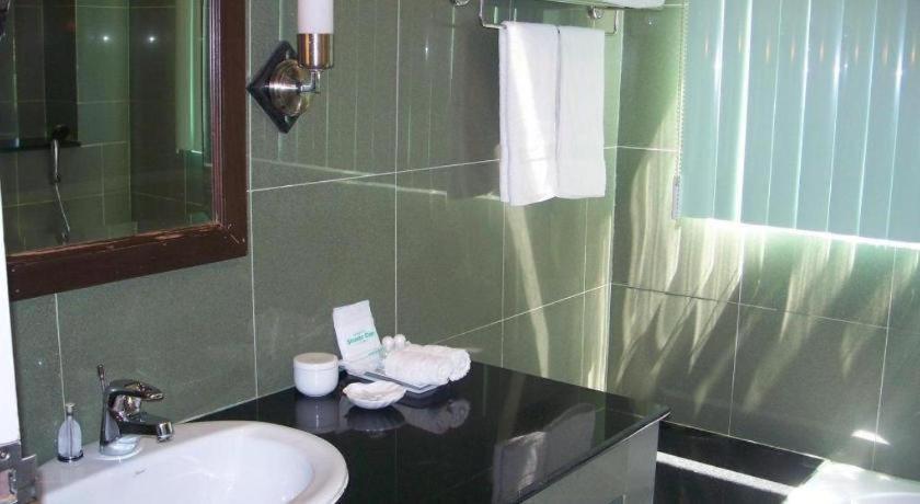 Kasem Garden Hotel Surin Ban Nong Tao Dış mekan fotoğraf