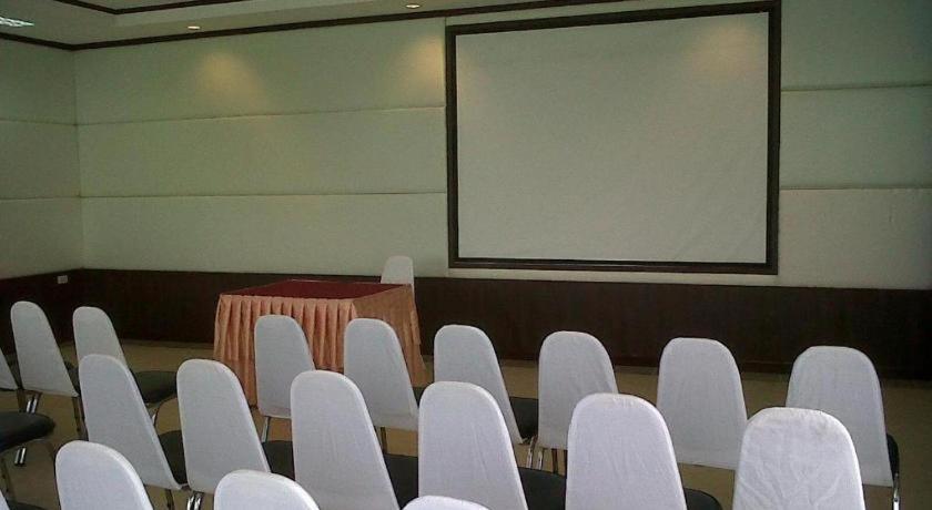 Kasem Garden Hotel Surin Ban Nong Tao Dış mekan fotoğraf